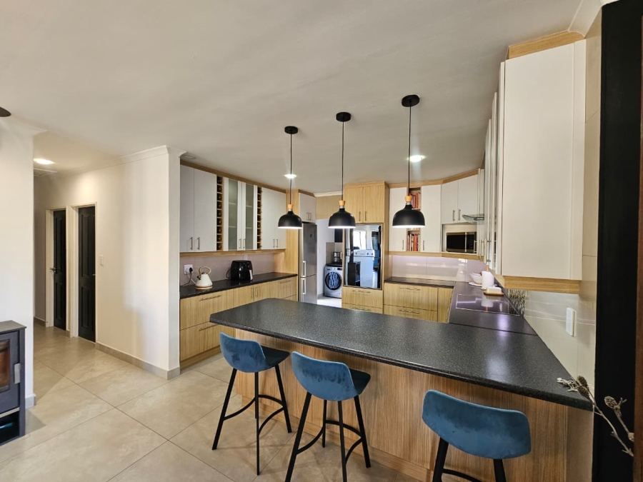 3 Bedroom Property for Sale in Turtle Creek Western Cape